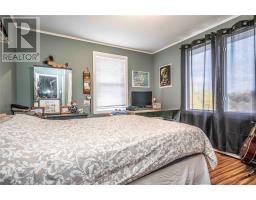1368-1370 Torbay Road thumbnail 32