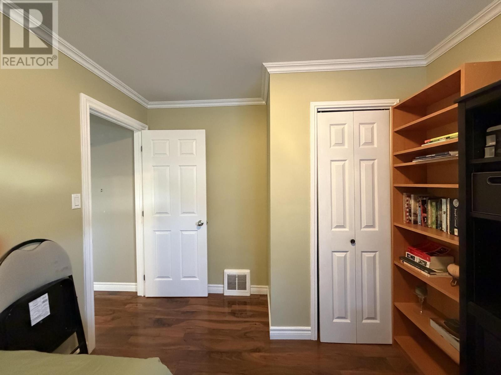 23 Lakeview DR - 13