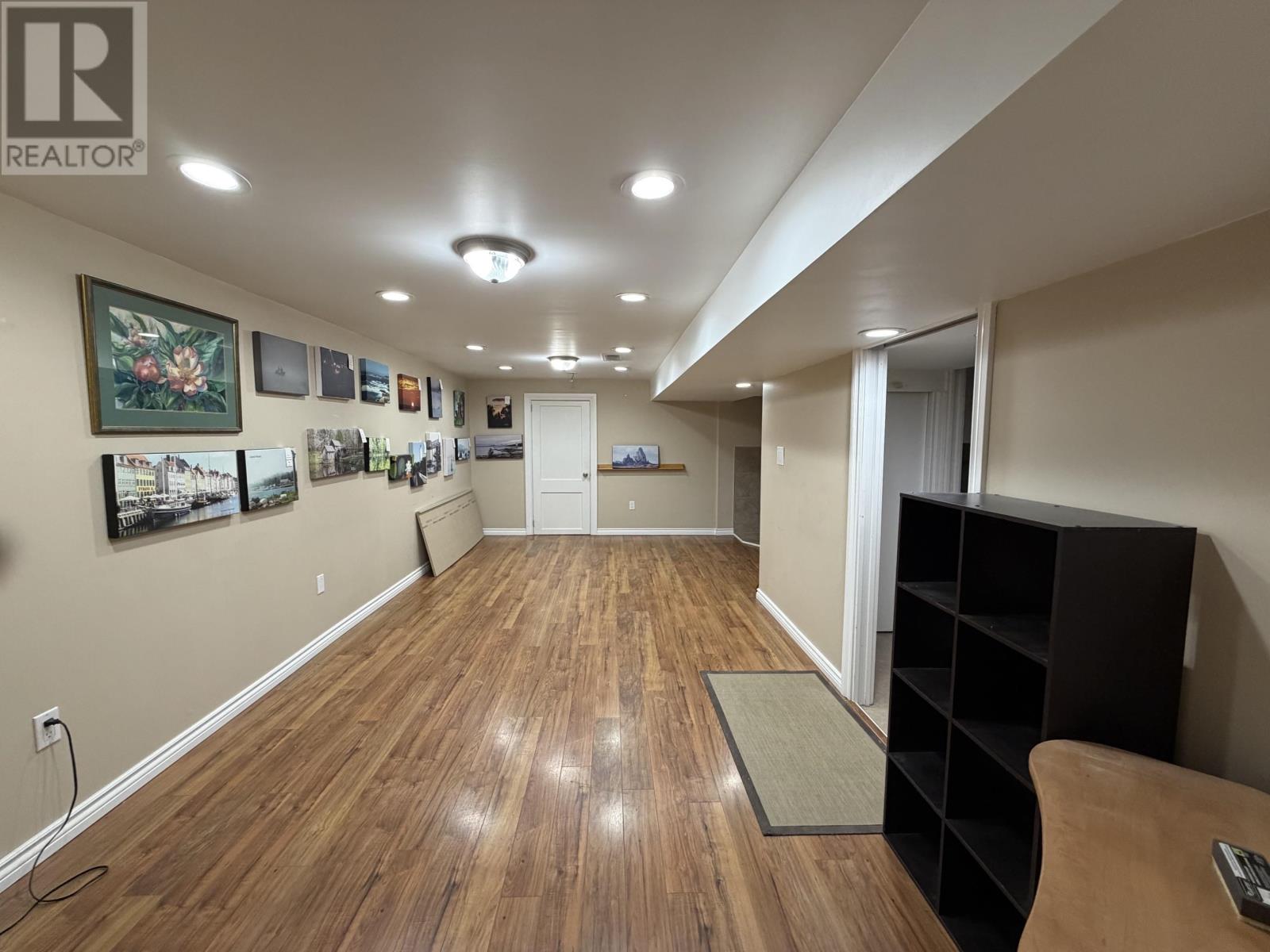 23 Lakeview DR - 24