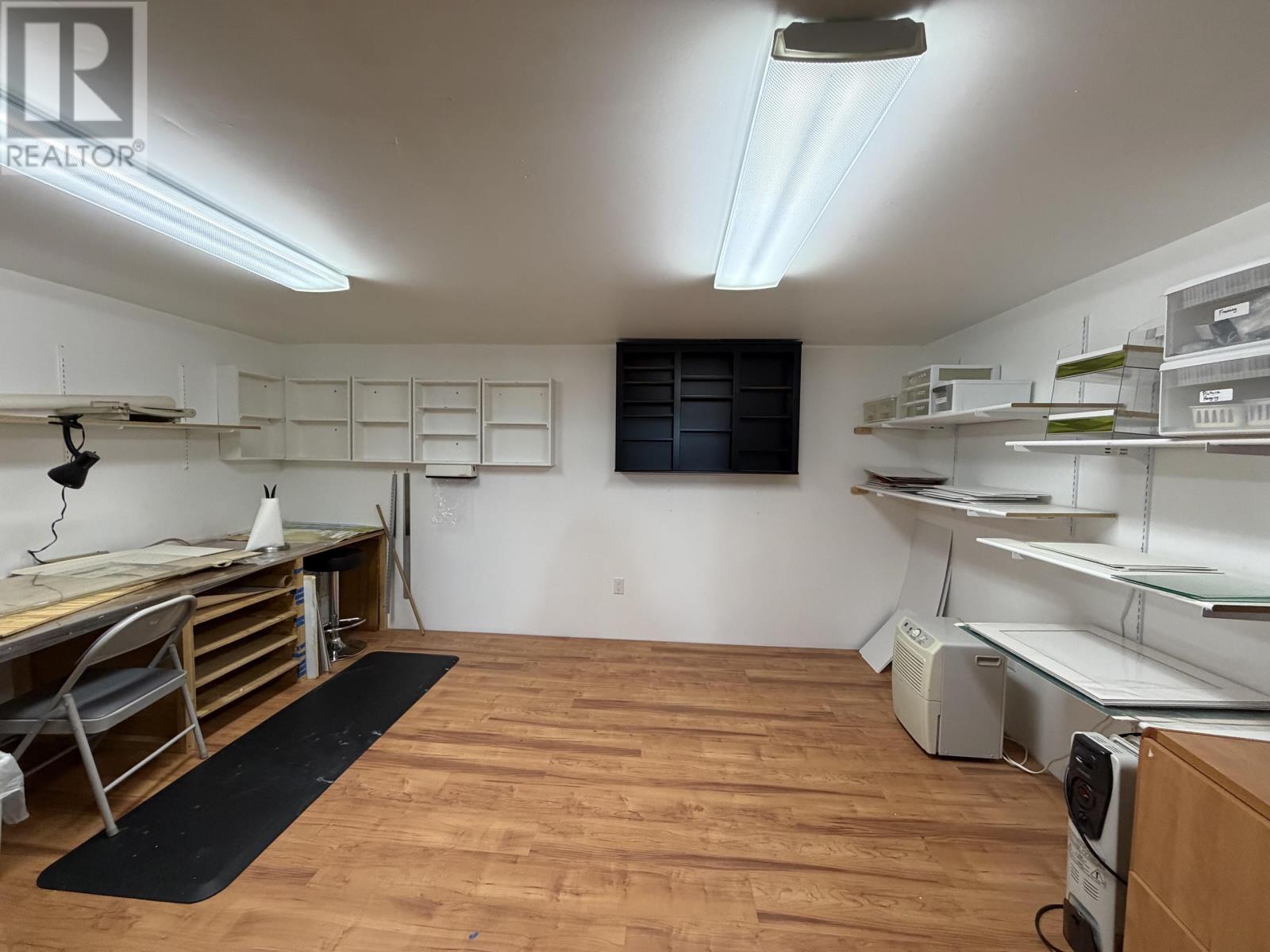 23 Lakeview DR - 29