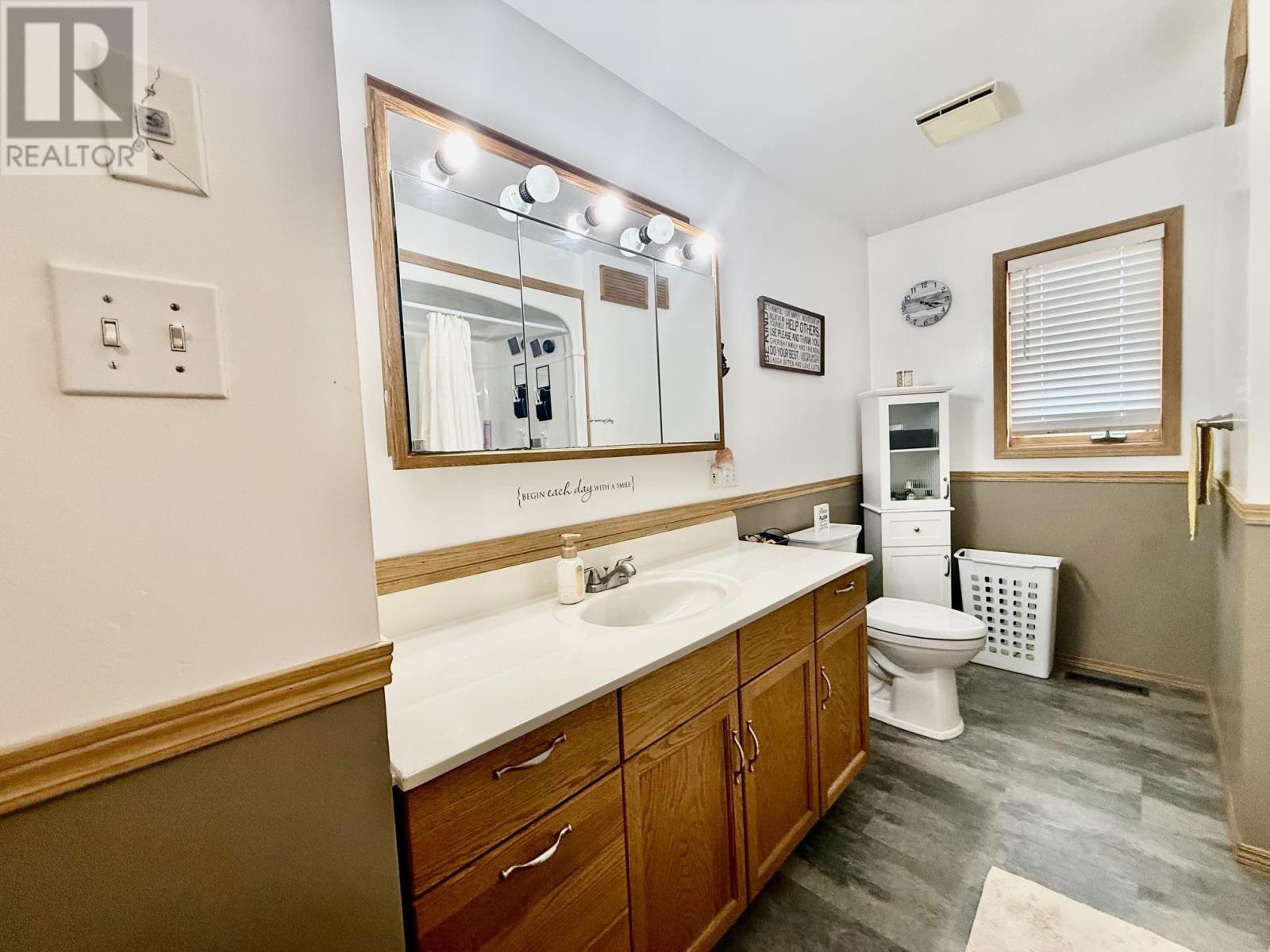 460 Nicholetts RD - 19