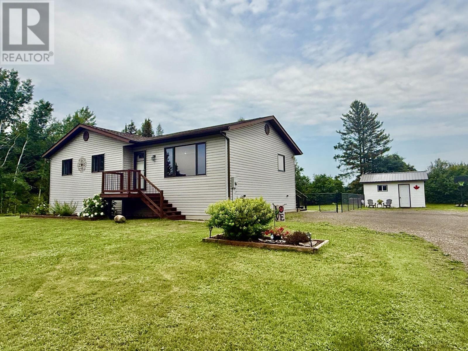 460 Nicholetts RD - 1
