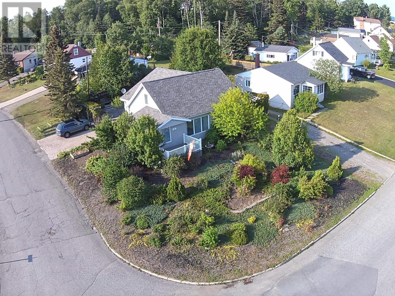 23 Lakeview DR - 41