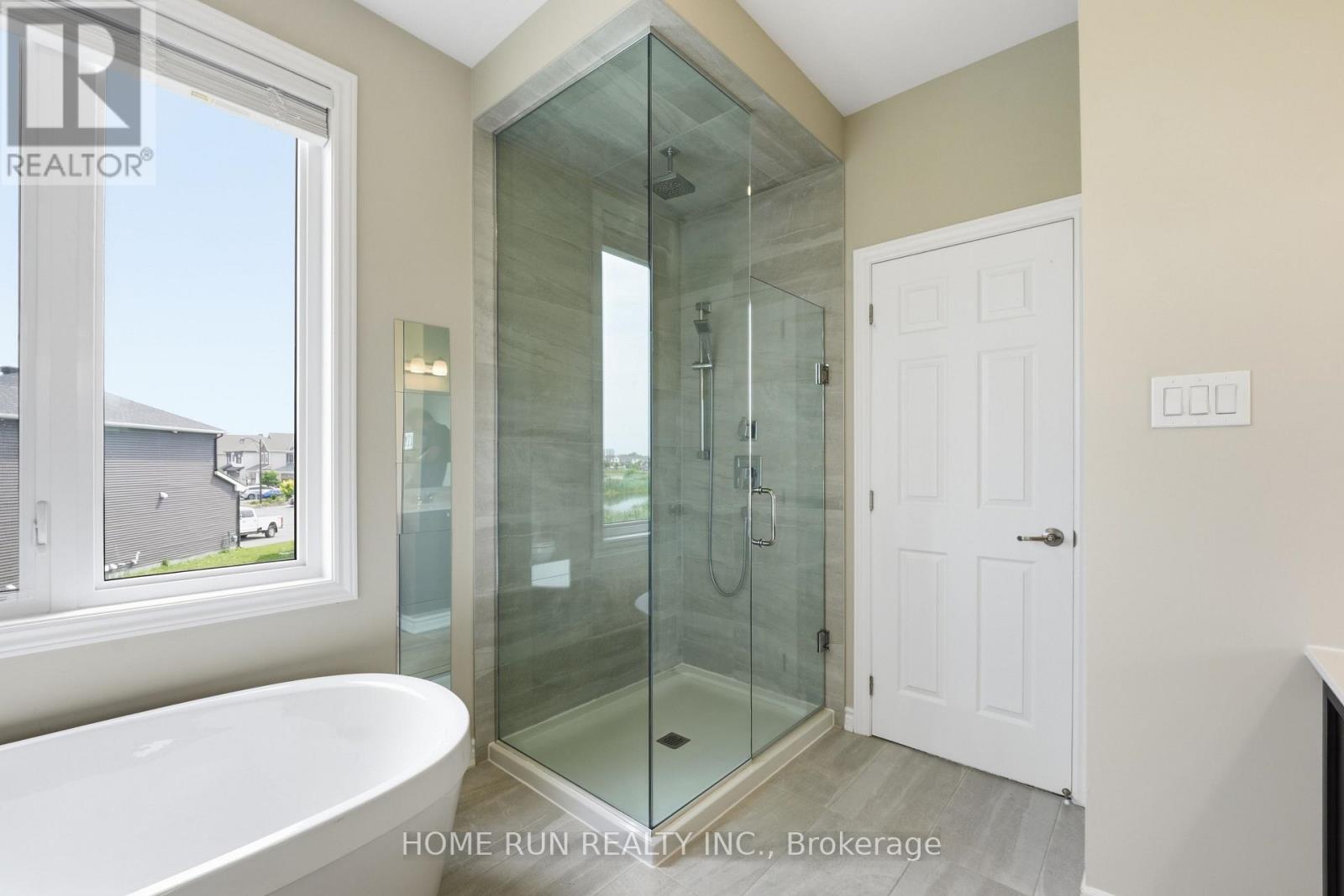 4 Bed, 4 Bath House for Sale in Ottawa – 1089 APOLUNE STREET, Ottawa – MLS# X13632298 - Image 44