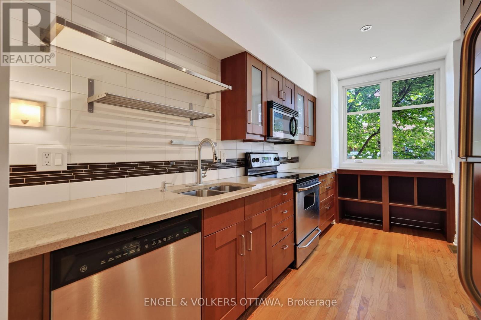 2 Bed, 1 Bath House for Sale in Ottawa – 107 A THIRD AVENUE, Ottawa – MLS# X13633550 - Image 6