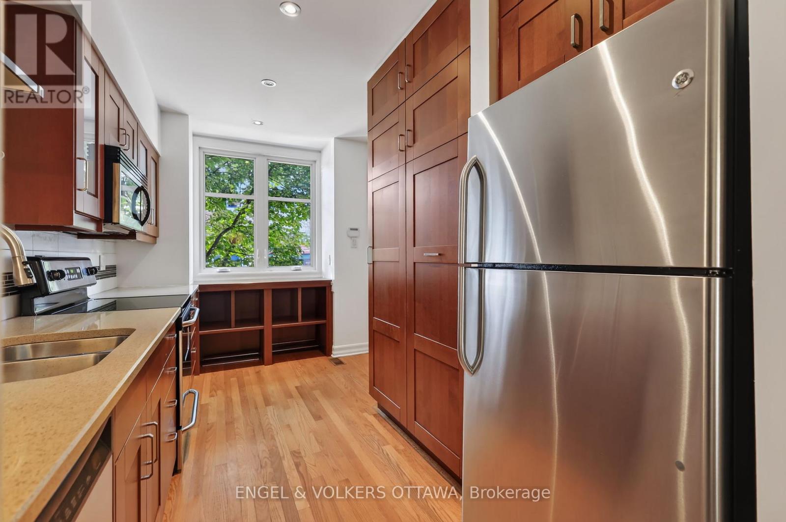 2 Bed, 1 Bath House for Sale in Ottawa – 107 A THIRD AVENUE, Ottawa – MLS# X13633550 - Image 8