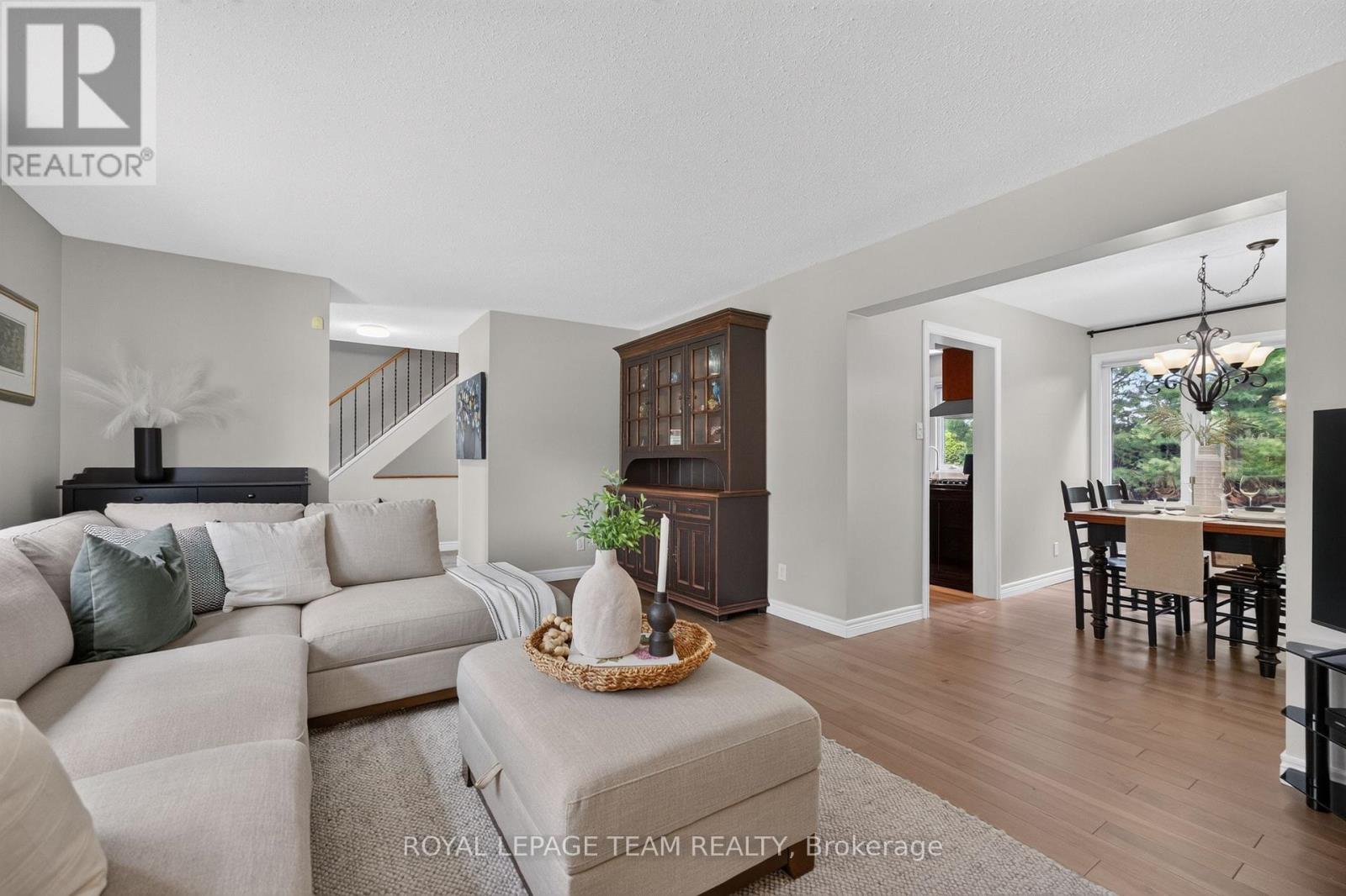 71 CHIMO DRIVE - 7