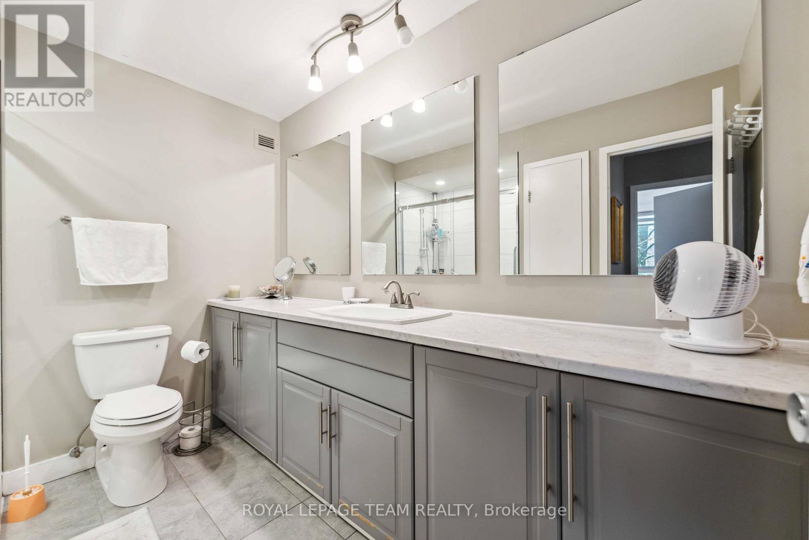 2 Bed, 1 Bath Apartment for Rent in Ottawa – 306 – 2951 RIVERSIDE DRIVE, Ottawa – MLS# X13633672 - Image 18