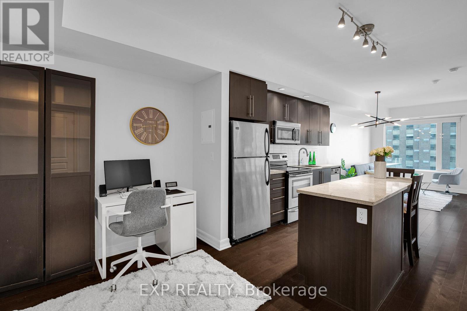 #612 238 BESSERER STREET - 11