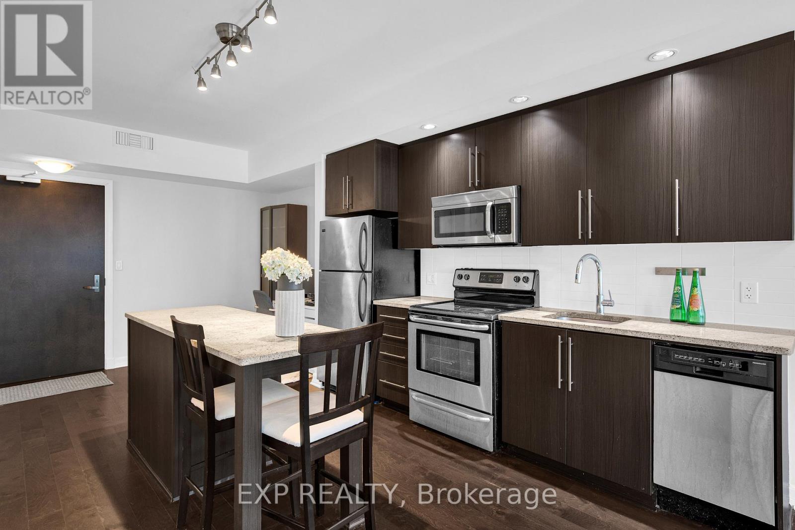 #612 238 BESSERER STREET - 12