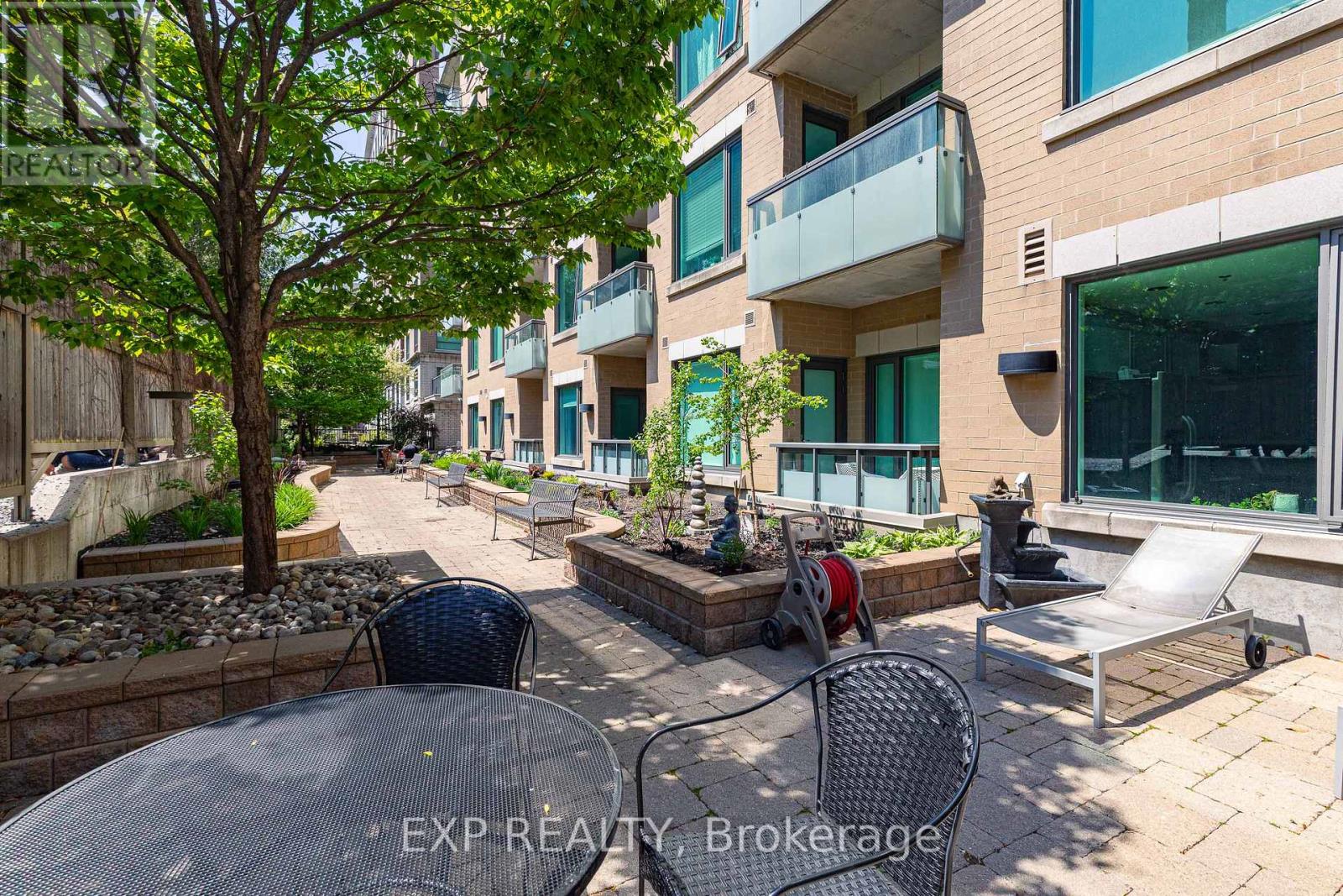 #612 238 BESSERER STREET - 28