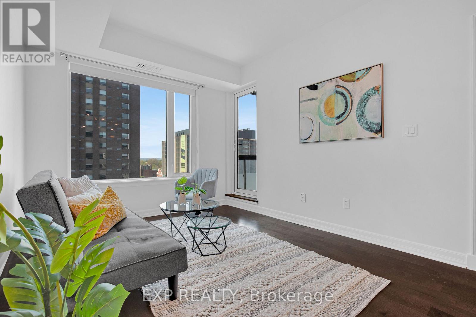 #612 238 BESSERER STREET - 4