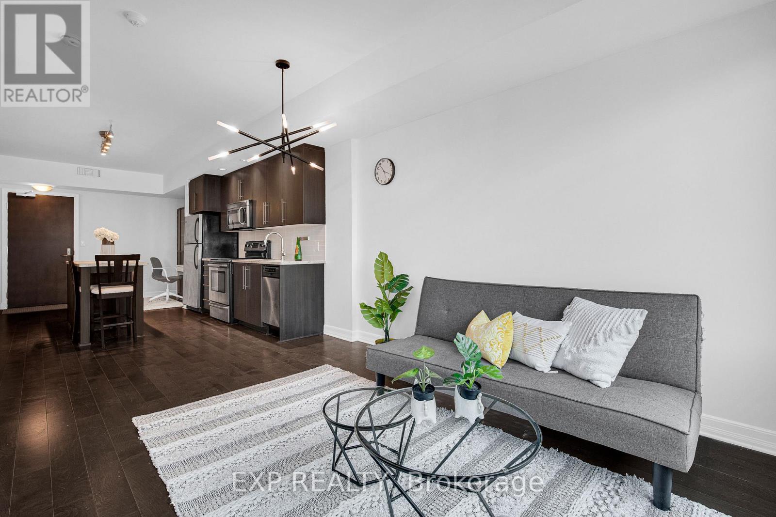 #612 238 BESSERER STREET - 9