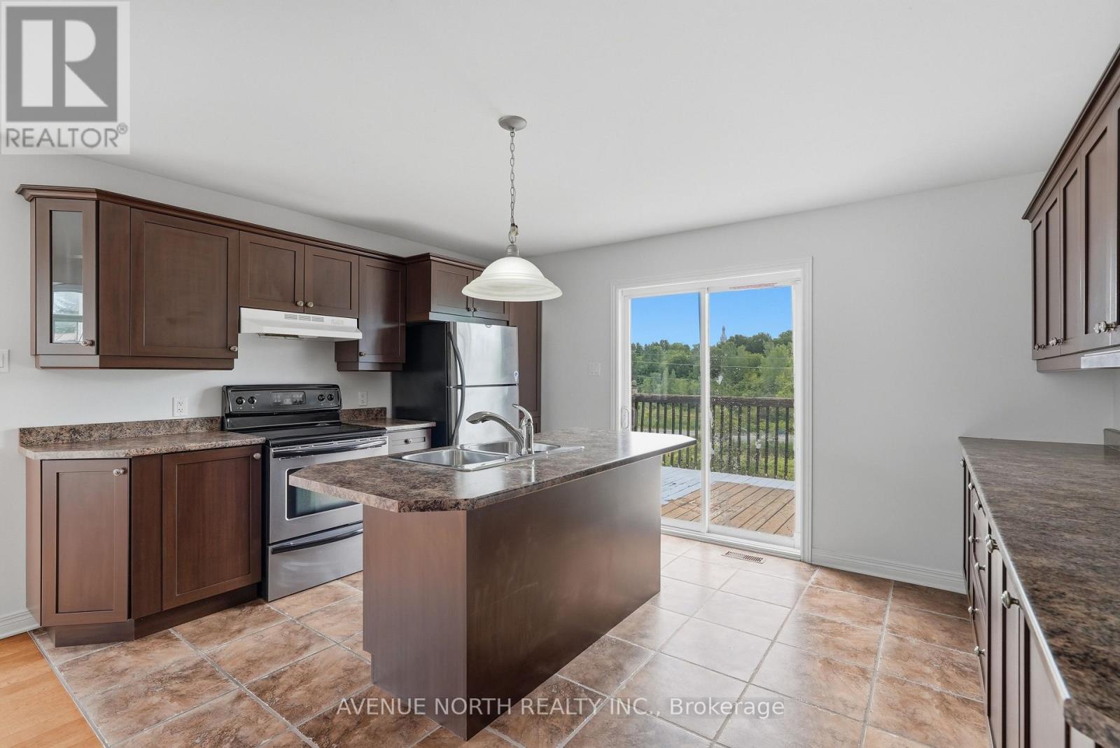2101 CATHERINE STREET - Image 10
