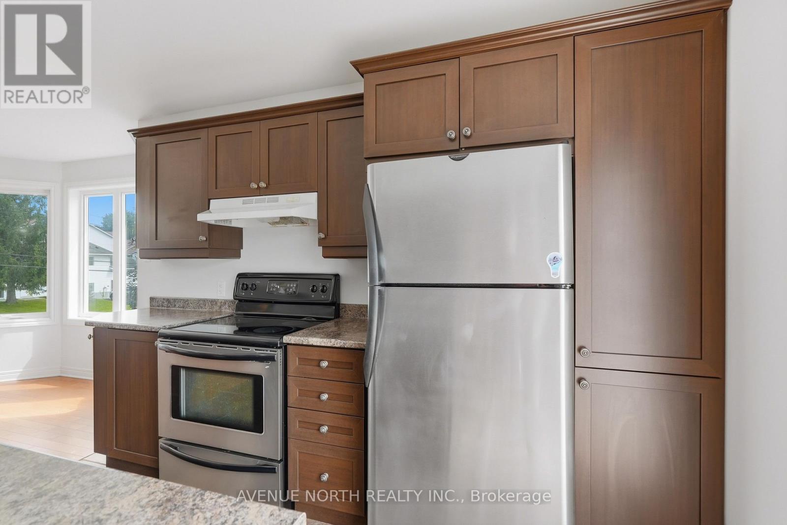 2101 CATHERINE STREET - Image 13