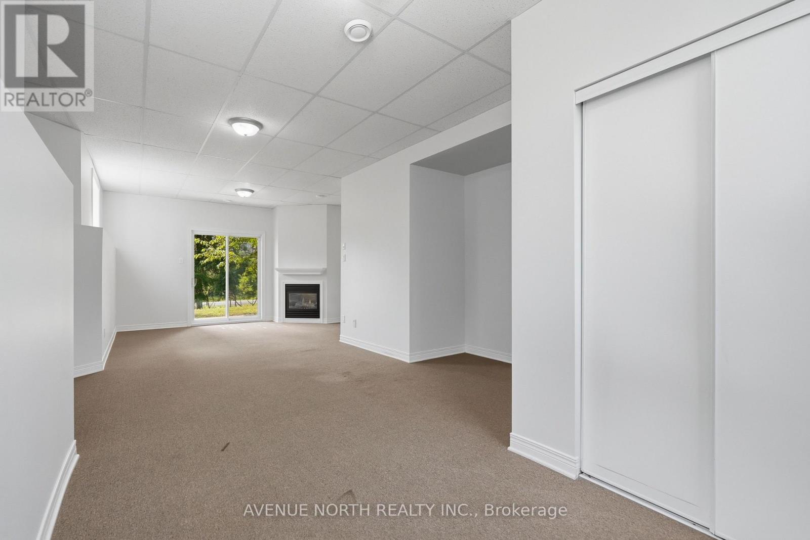 2101 CATHERINE STREET - Image 24