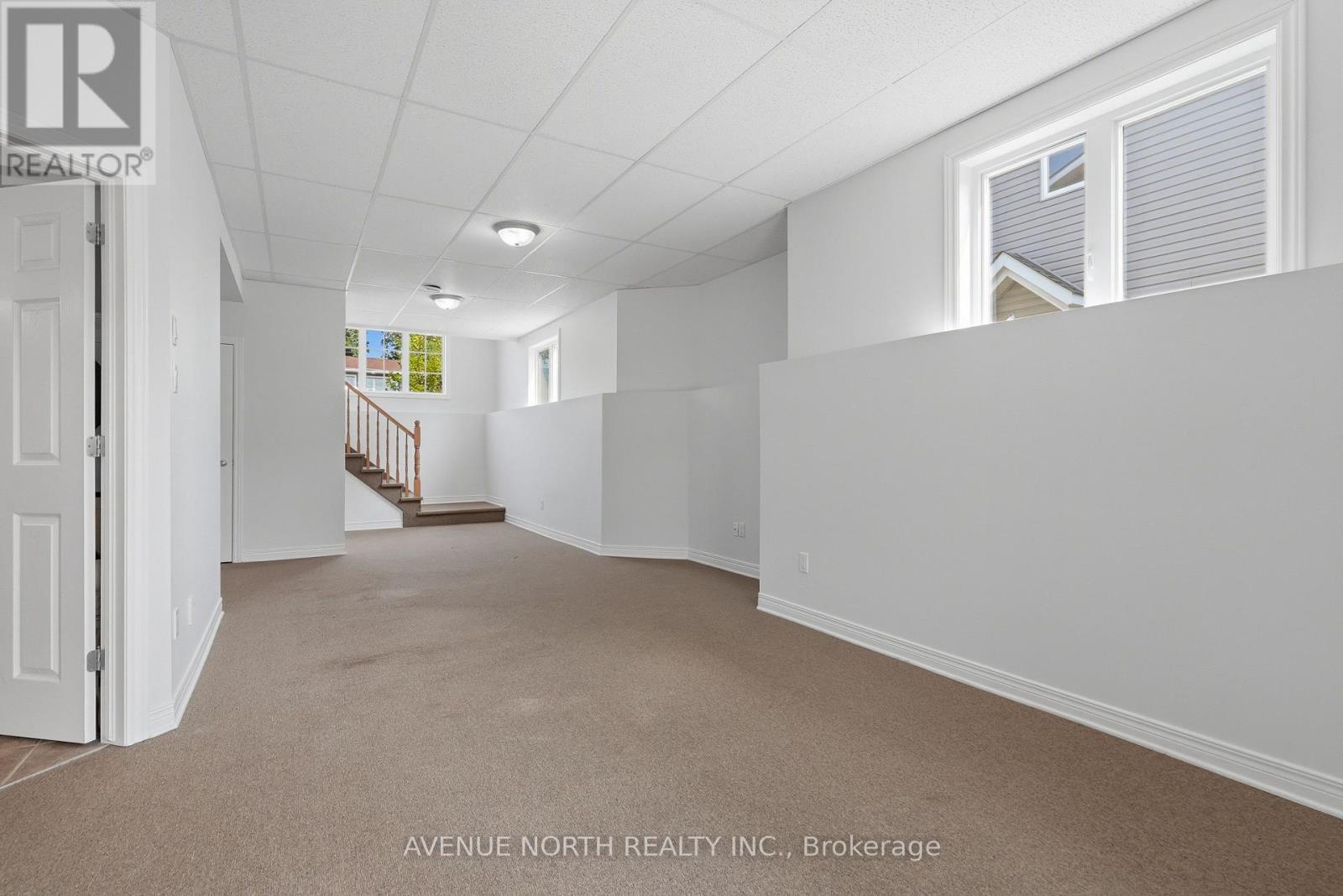 2101 CATHERINE STREET - Image 25