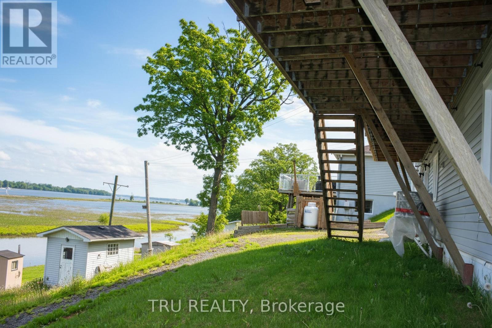 3717 PRUDHOMME ROAD - 32