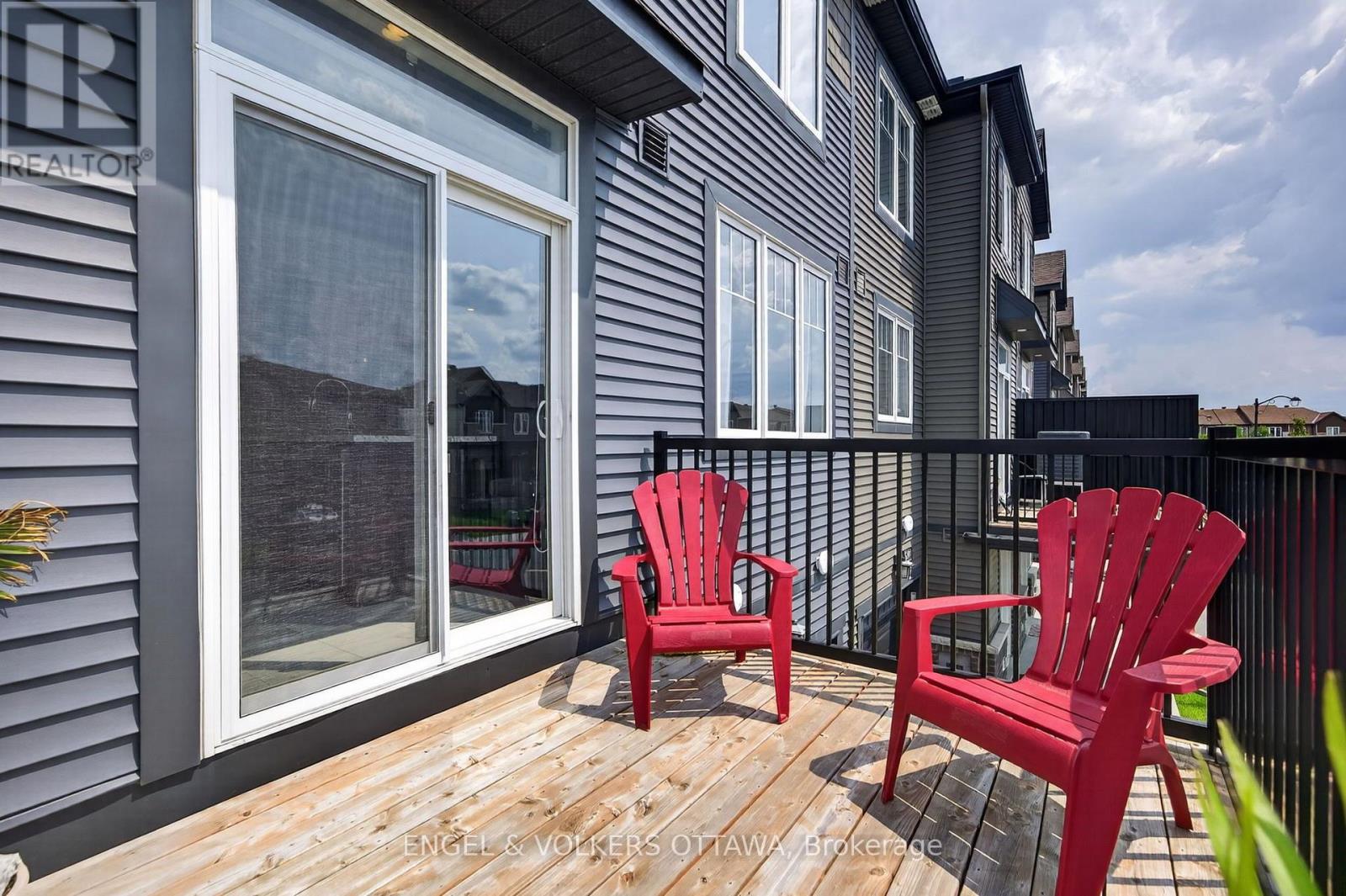 4 Bed, 3 Bath House for Sale in Ottawa – 547 CLEMENCY CRESCENT, Ottawa – MLS# X13633912 - Image 16