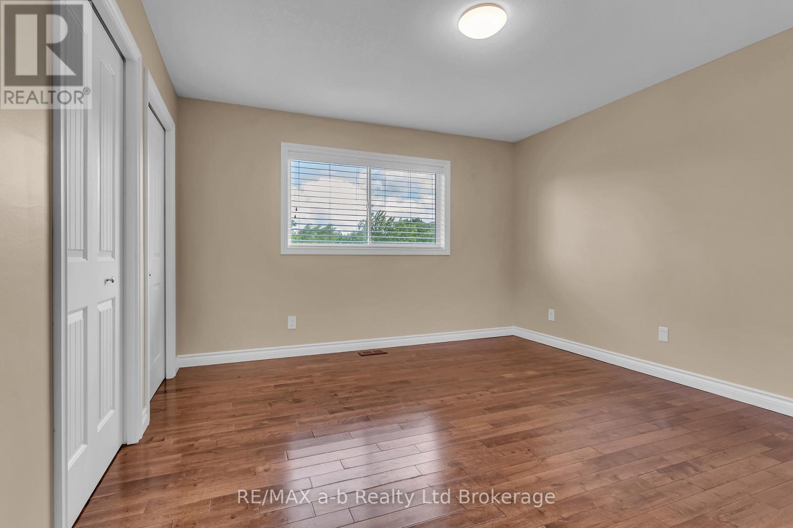 54 PEBBLE BEACH COURT - 16