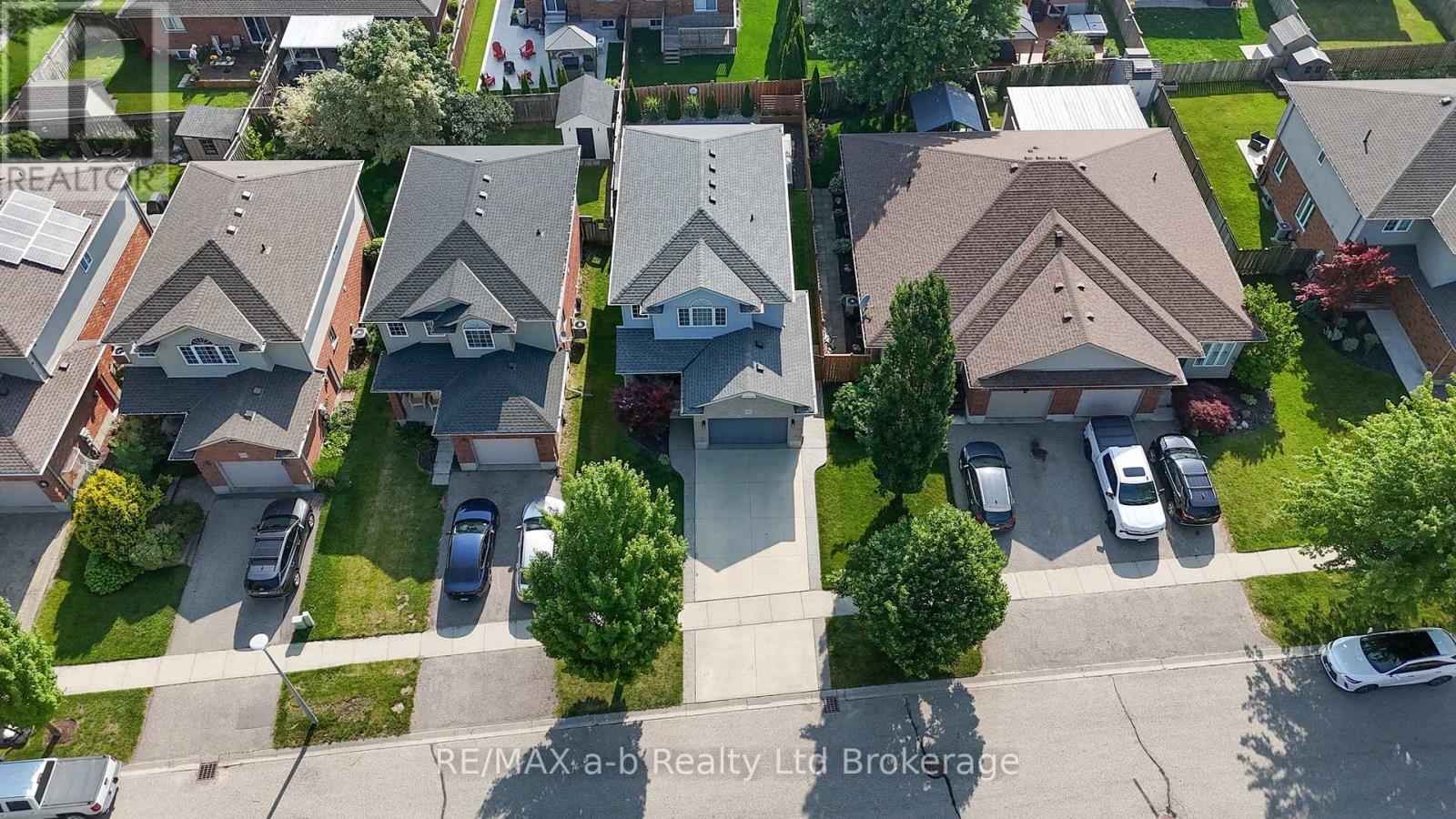 507 HUMMINGBIRD CRESCENT - Image 36