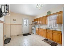 4pc Bathroom - 907 Gladstone Avenue Unit# Main, Windsor, ON N9A2R5 Photo 7