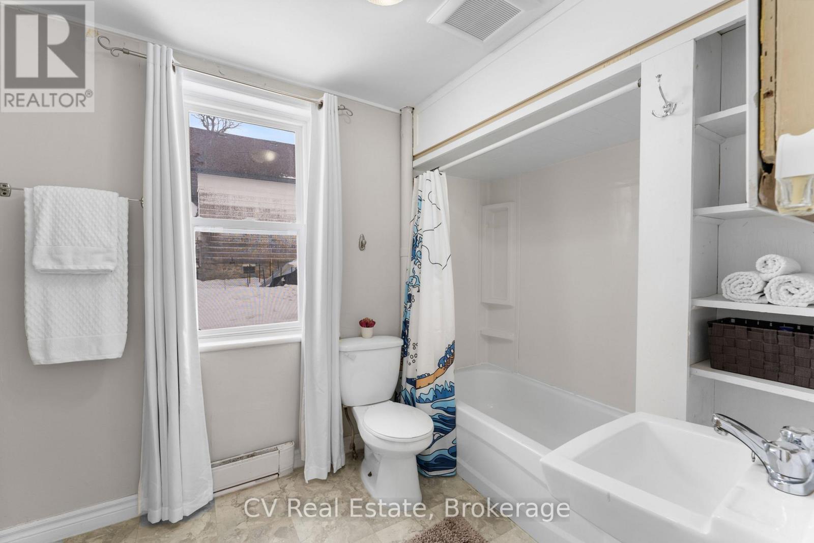 33 JOHN STREET - Image 16