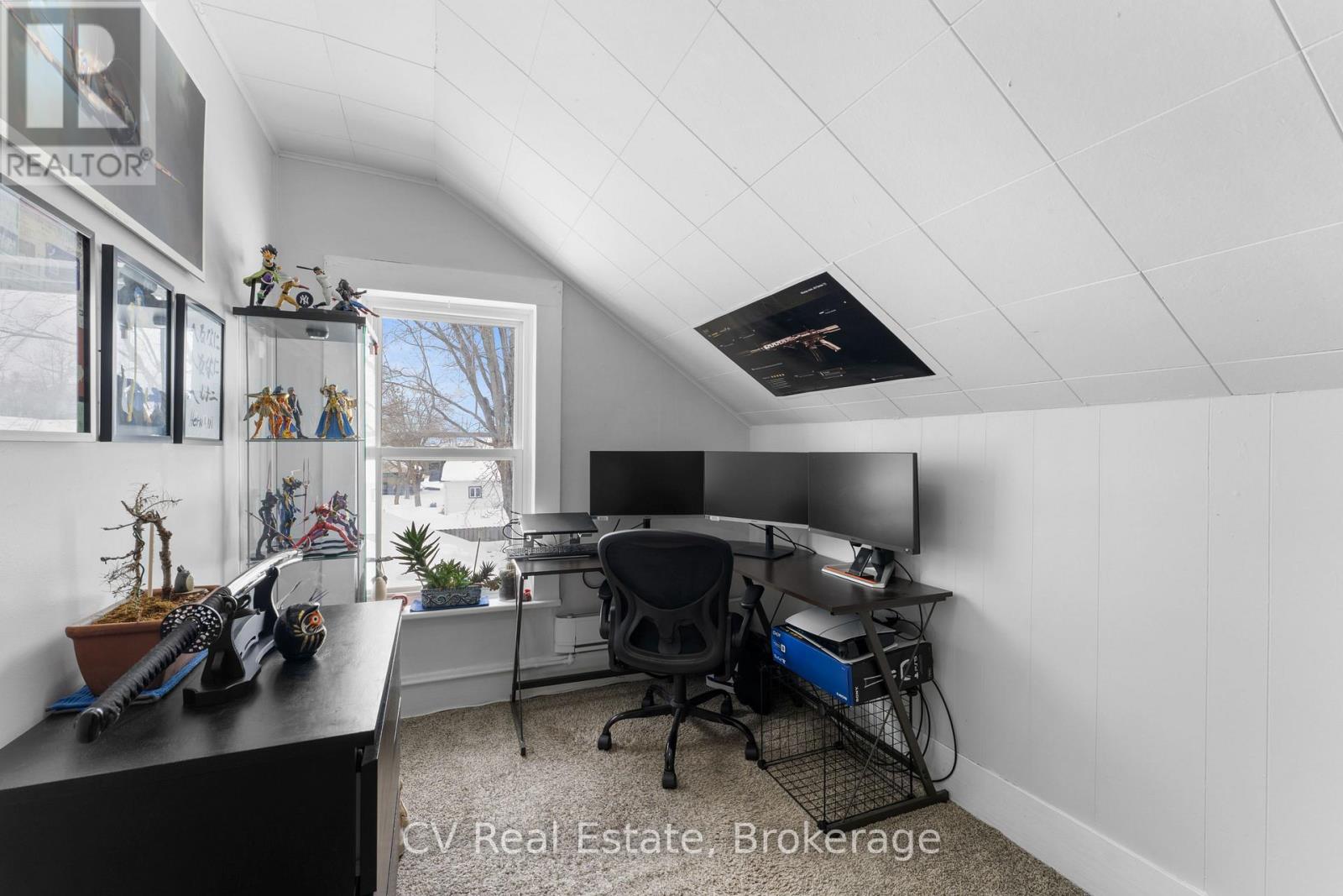 33 JOHN STREET - 19