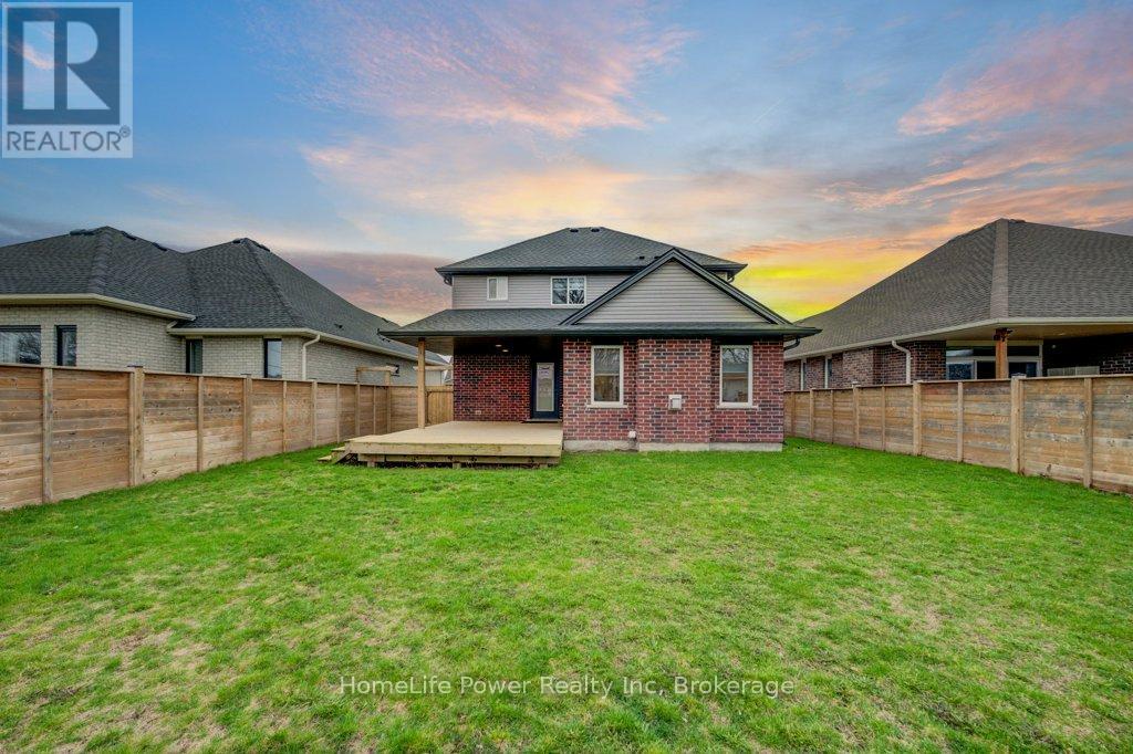 4 LIVINGSTON DRIVE - 46