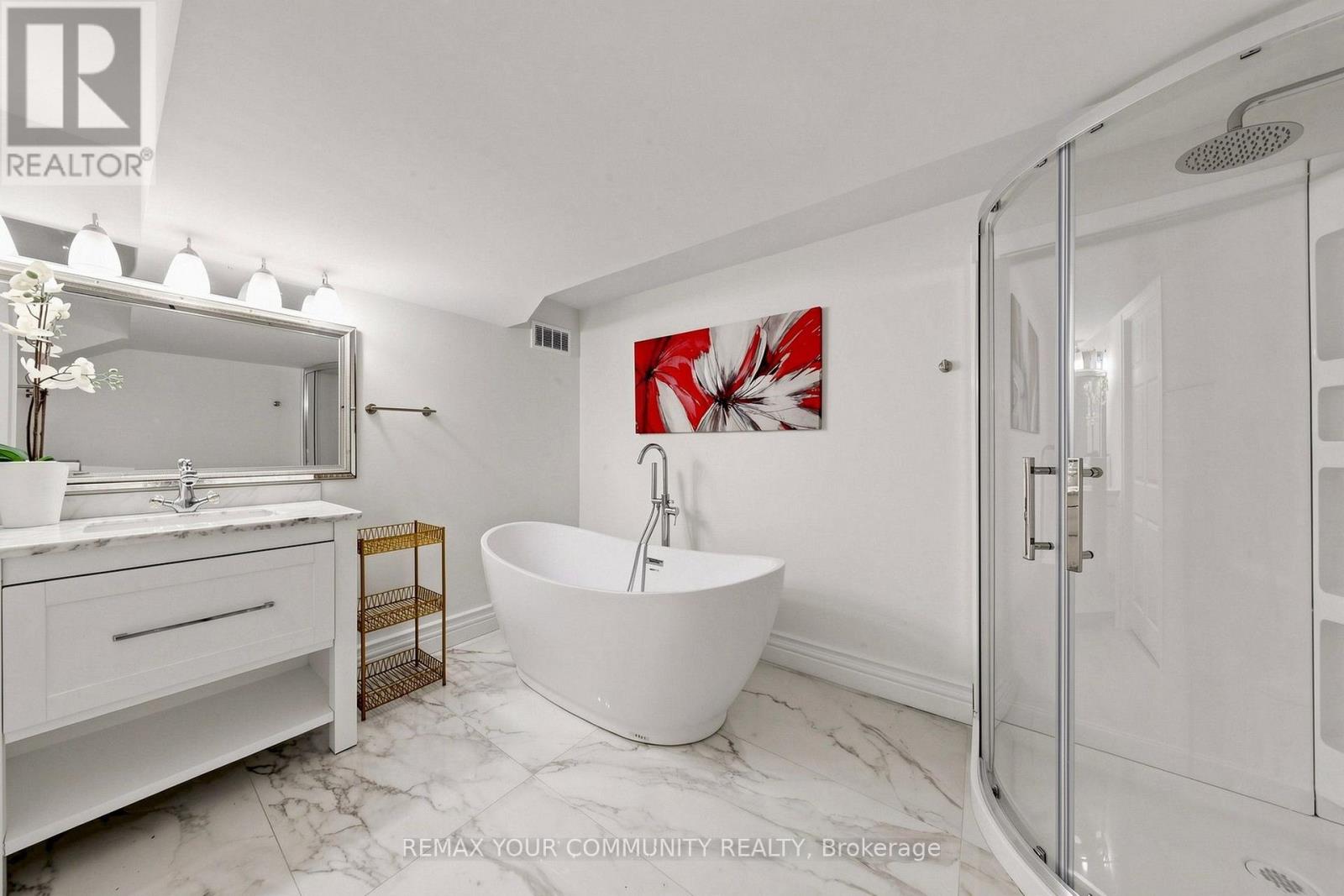 3 COBBLESTONE DRIVE - 43