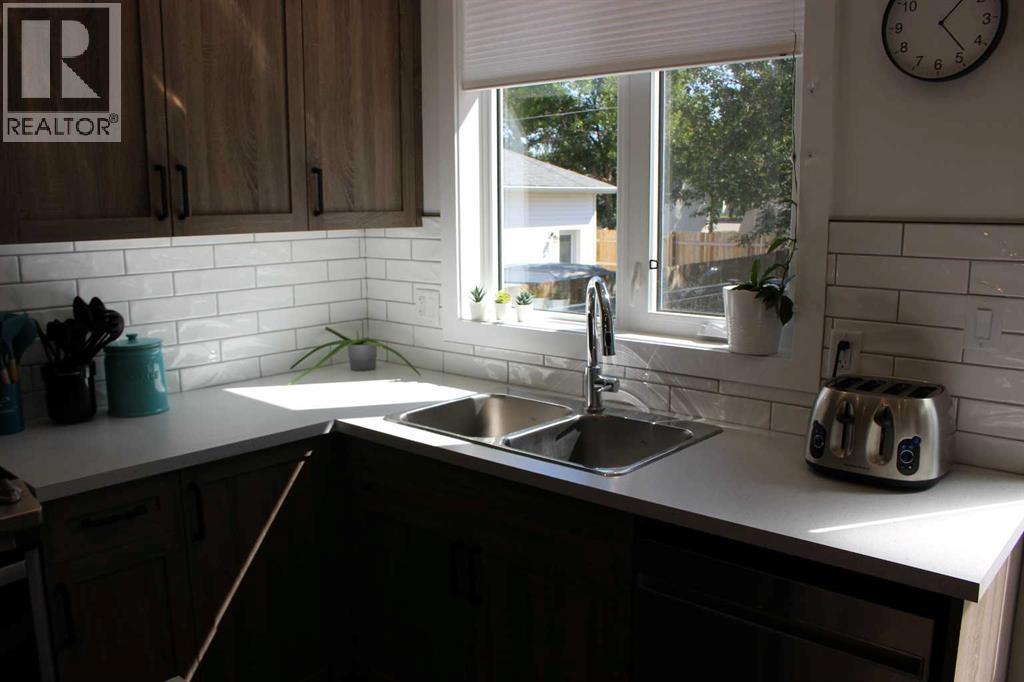 251 Crescent Avenue - Photo 9