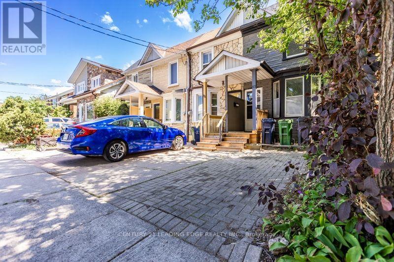 93 MURIEL AVENUE N