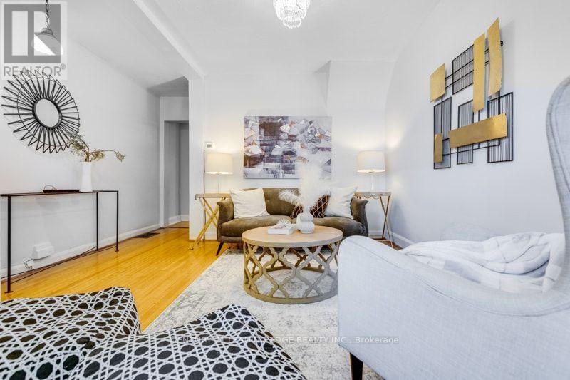 93 MURIEL AVENUE N - 9