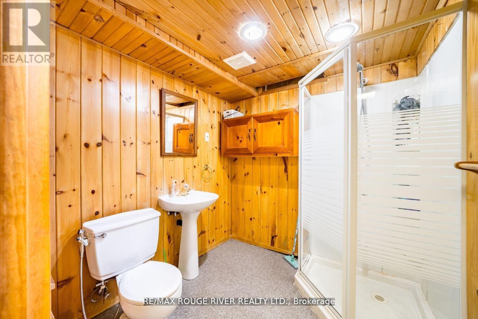 880 CASTLEGROVE AVENUE - 31