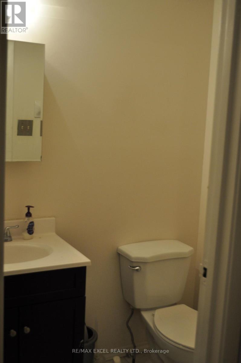 111 BRADSTONE SQUARE - 13