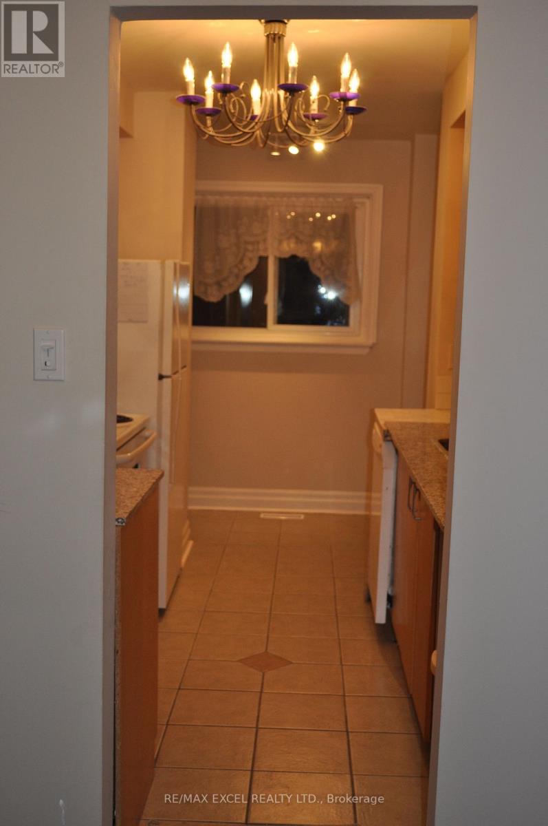 111 BRADSTONE SQUARE - 8