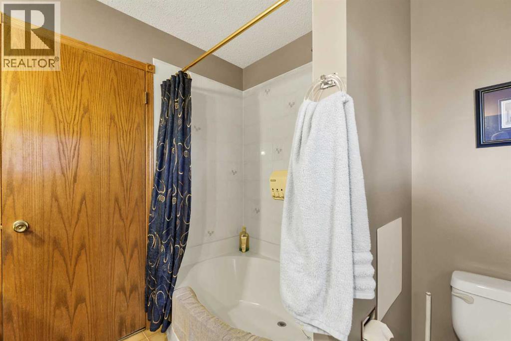 12015 Range Road 63 - Image 26