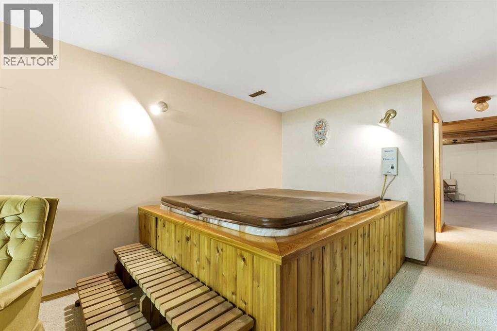 12015 Range Road 63 - Image 35