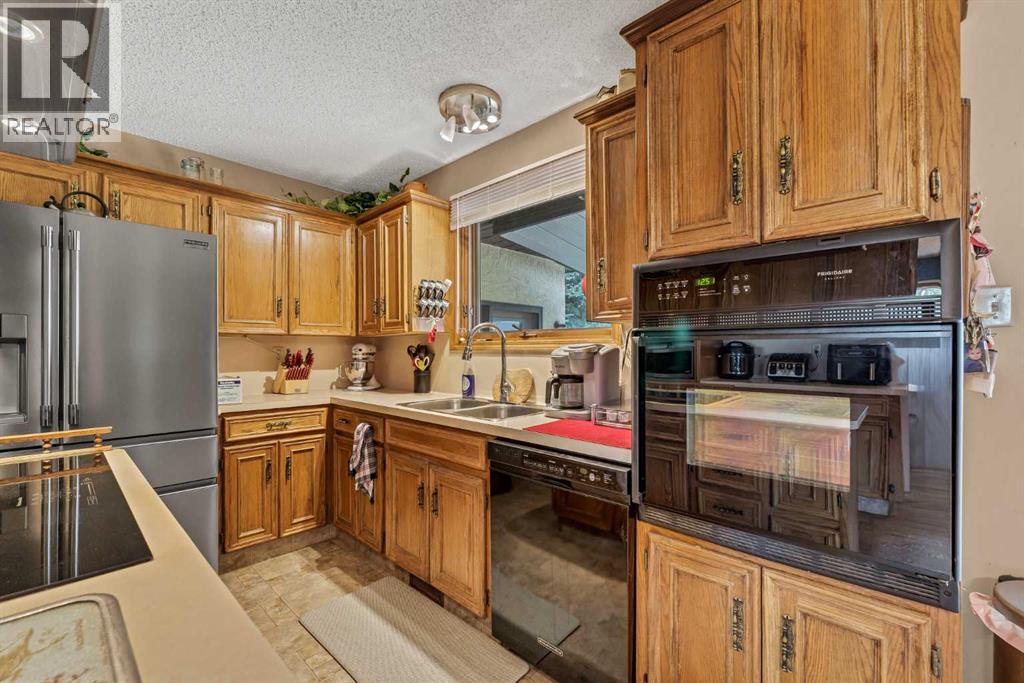 12015 Range Road 63 - Image 12