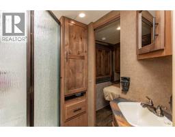 4034, 25054 South Pine Lake Road, Rural Red Deer County, AB T0M1R0 Photo 13