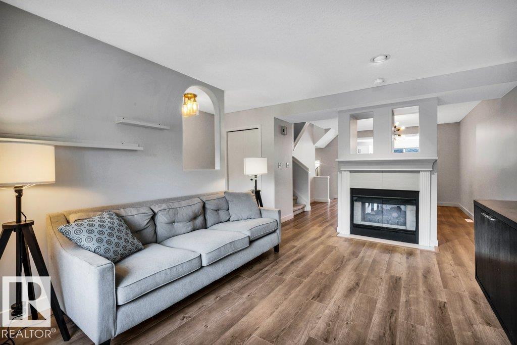 9321 98 AV NW - 6