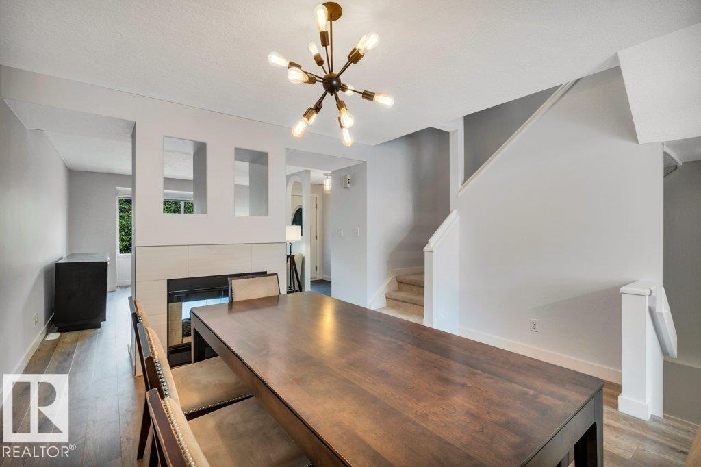 9321 98 AV NW - 10