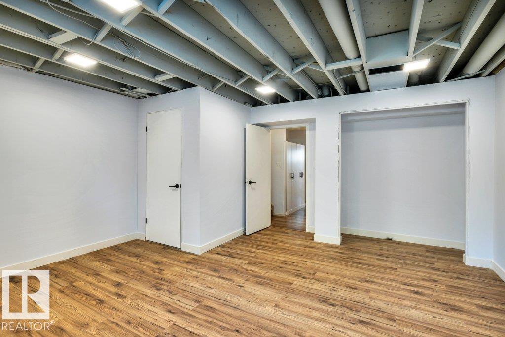 9321 98 AV NW - 39
