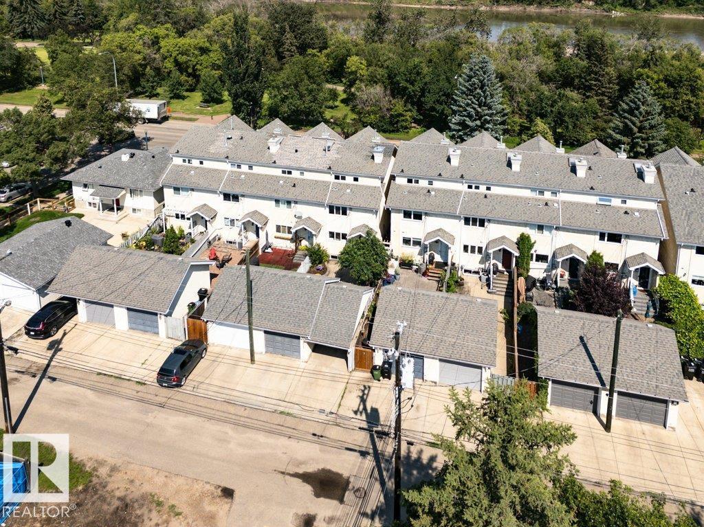 9321 98 AV NW - 67