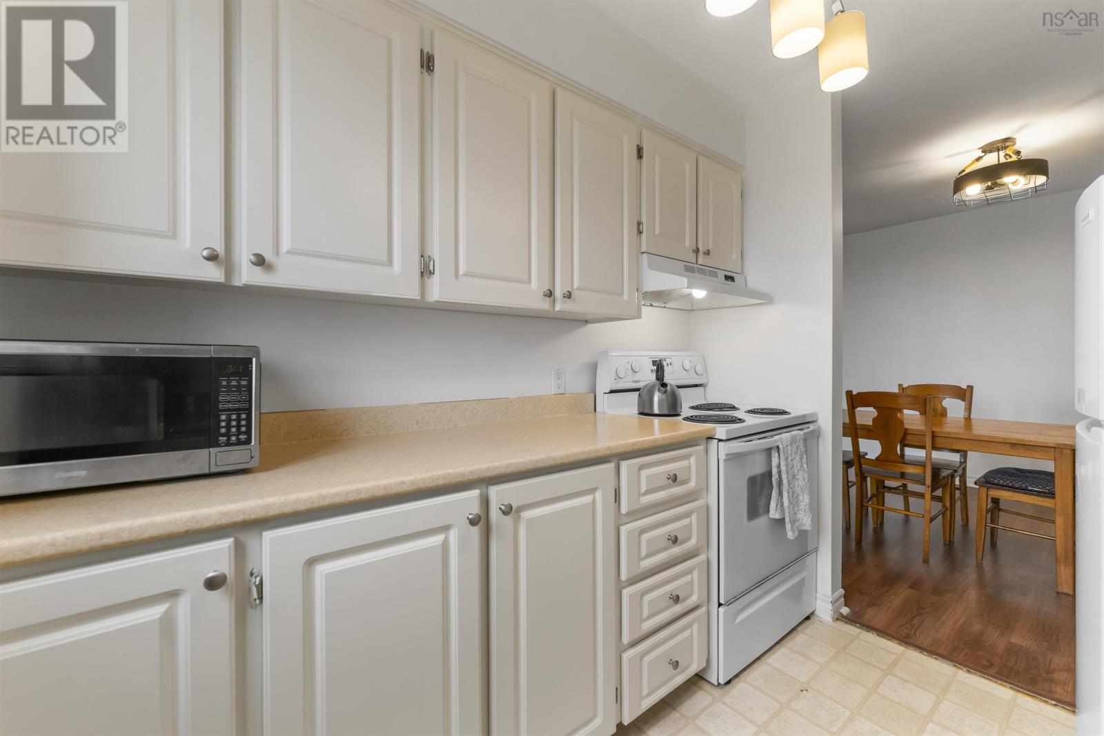 #346 281 Windmill Road - 13