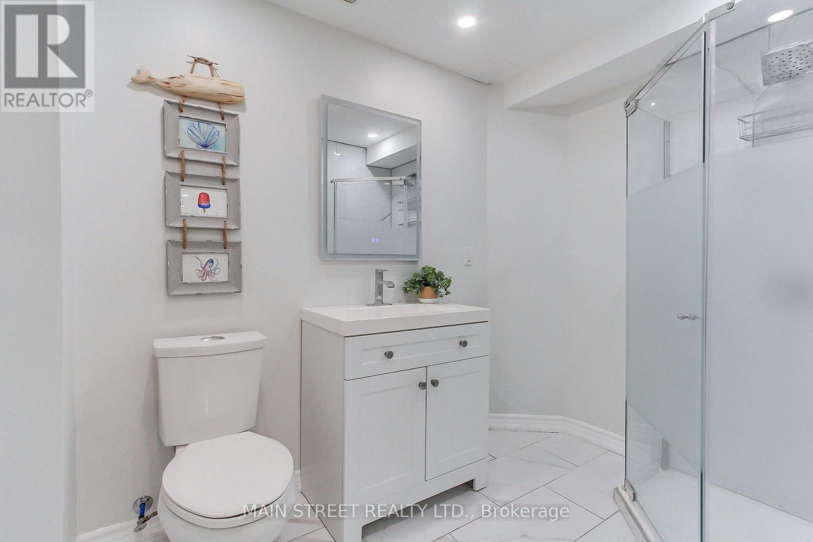 70 DUNSMORE CRESCENT - 29