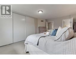 70 Dunsmore Crescent, Richmond Hill, ON L4C0C5 Photo 19