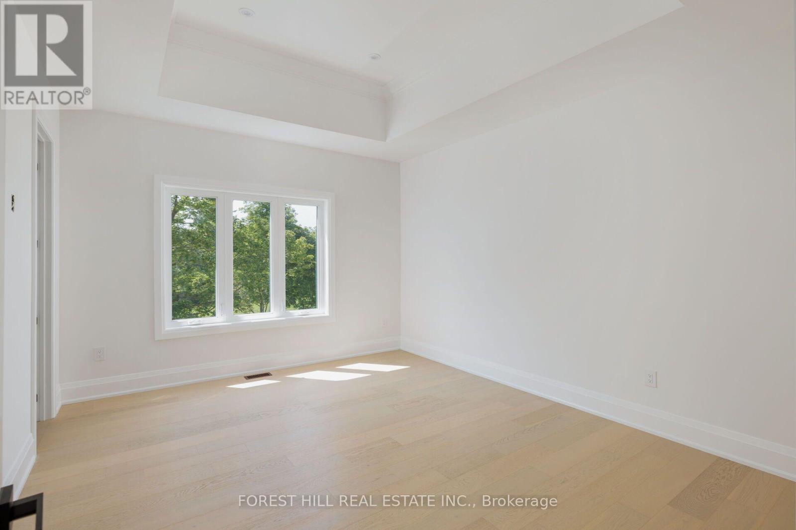 5 CEDAR CRESCENT - 37