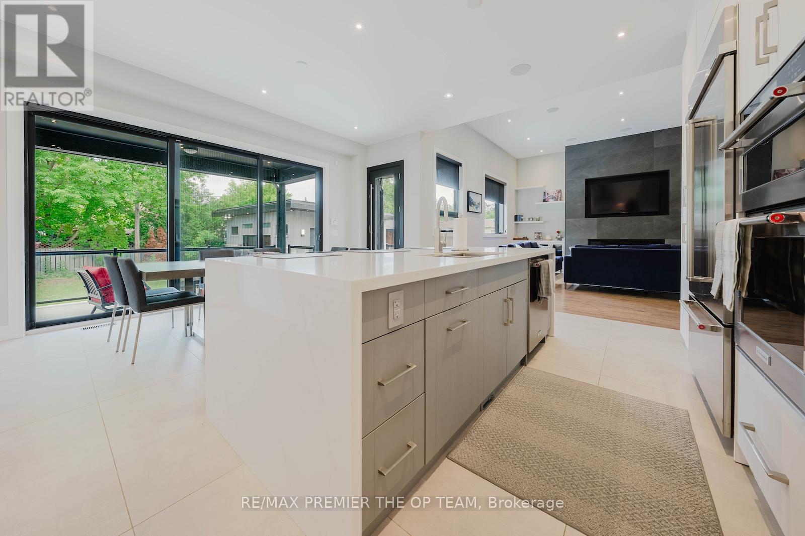 54 CHELTENHAM AVENUE - 16