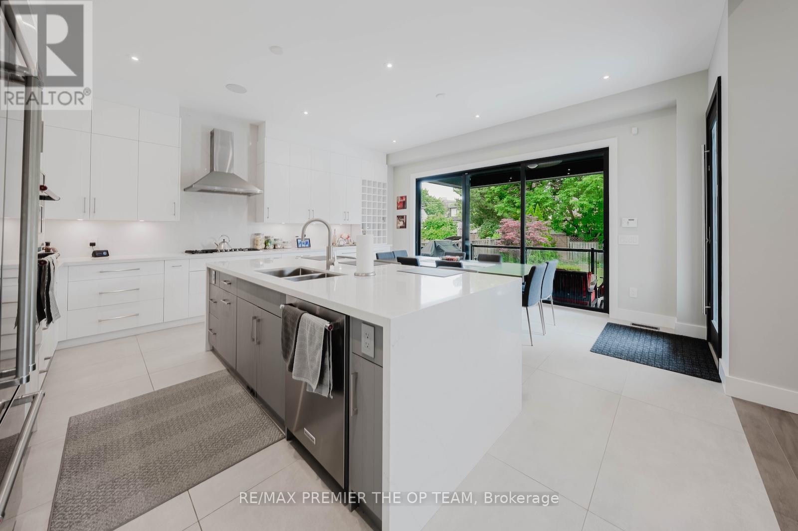 54 CHELTENHAM AVENUE - 20